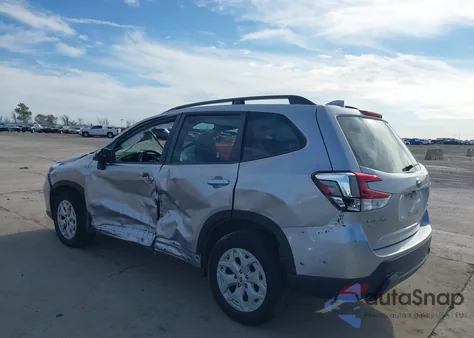 2021 Subaru Forester z USA, uszkodzony, nr VIN JF2SKADC2MH593916